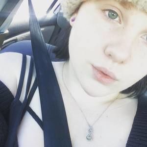 Meet your Posher, Ainsley